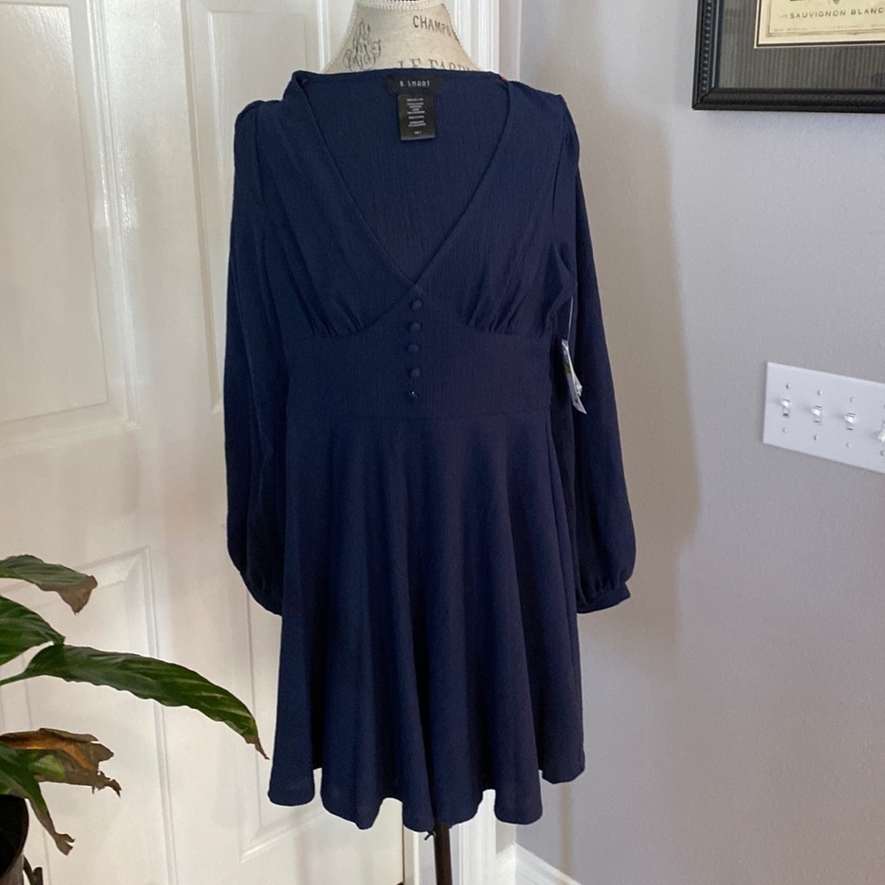 B Smart Navy Crepe Long sleeved Mini dress size 3